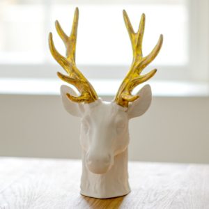 WHITE-PORCELAIN-STAG-HEAD-WITH-GOLDEN-ANTLERS-3