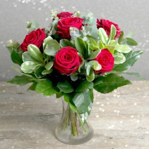SWEETHEART-RED-ROSE-VALENTINE-BOUQUET